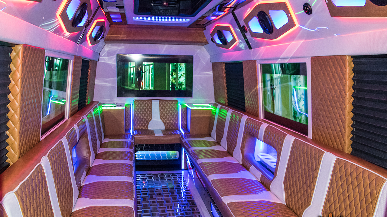 BLACK LIMO