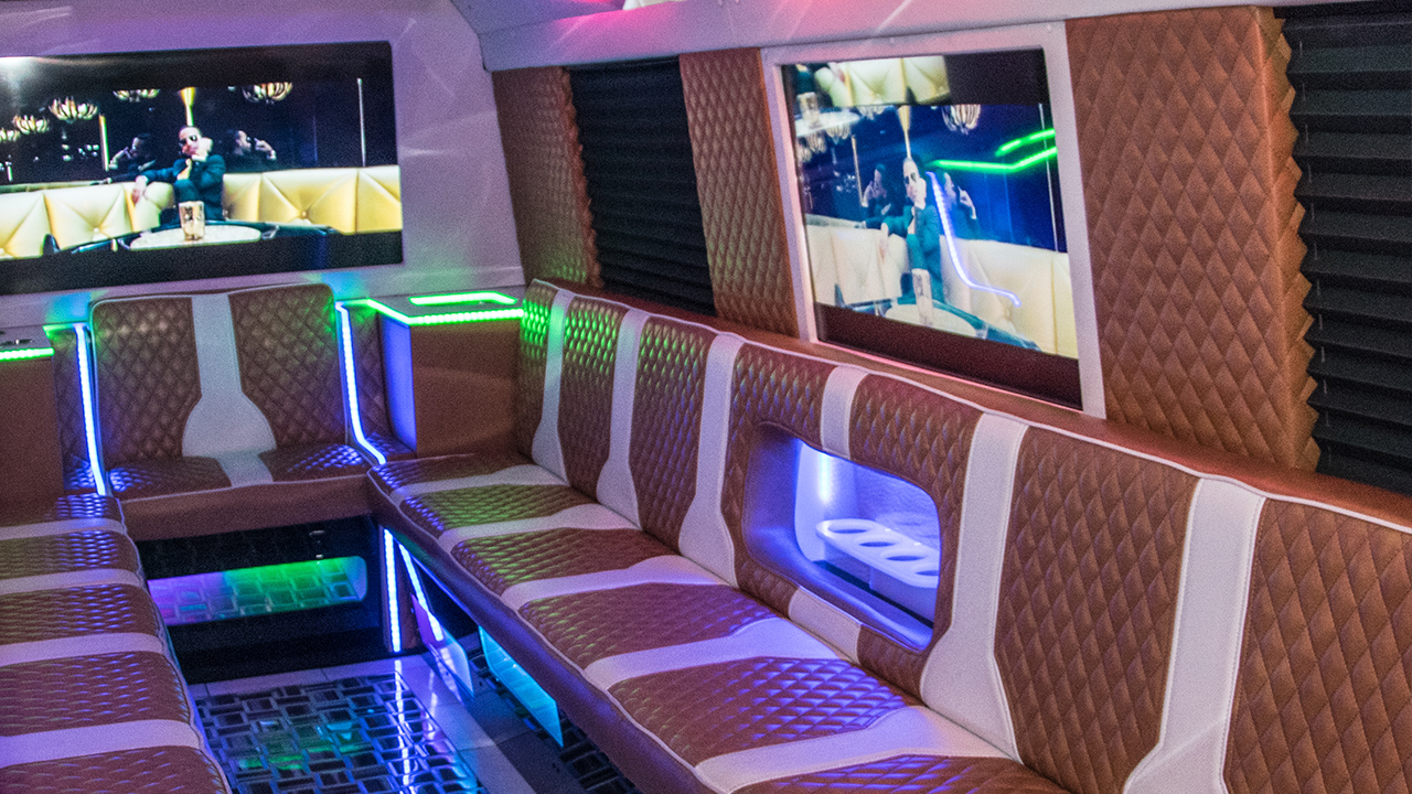 BLACK LIMO